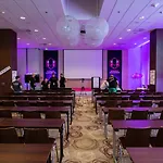 Ξενοδοχείο Doubletree By Hilton