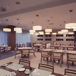Doubletree By Hilton Hotel