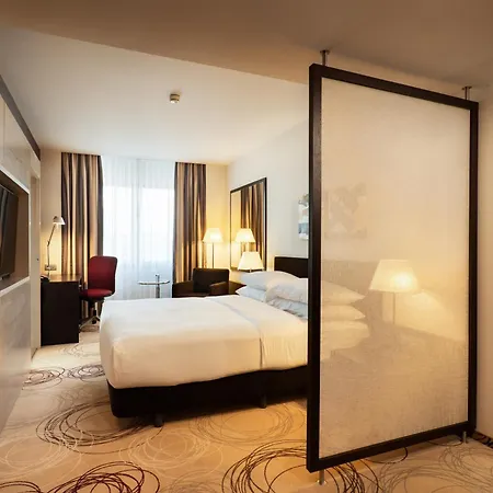 Отель Doubletree By Hilton