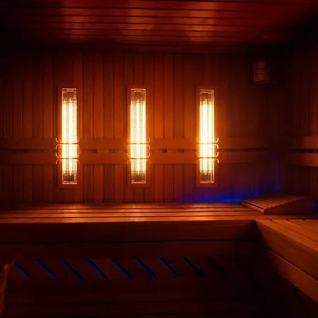 Doubletree By Hilton מלון קושיצה