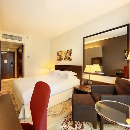 מלון Doubletree By Hilton