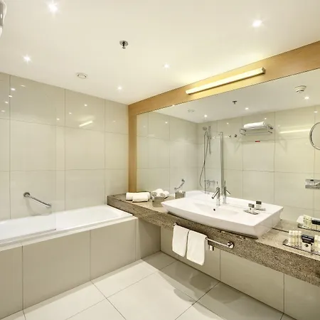 Doubletree By Hilton Hotel 4*