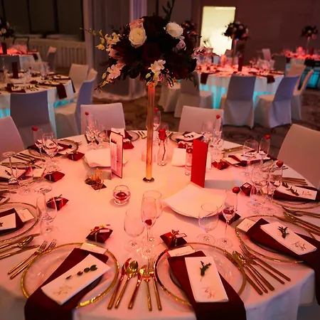 מלון Doubletree By Hilton 4*