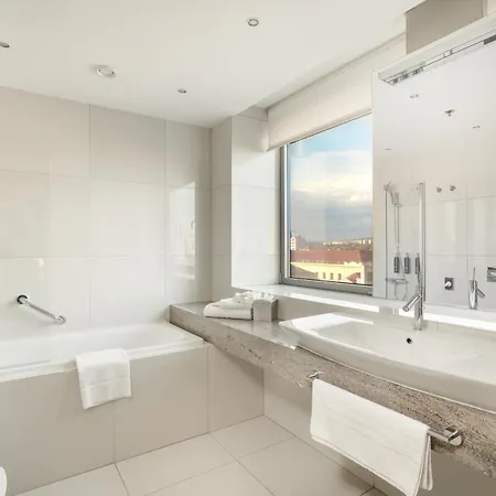 Doubletree By Hilton Hotel Kosice